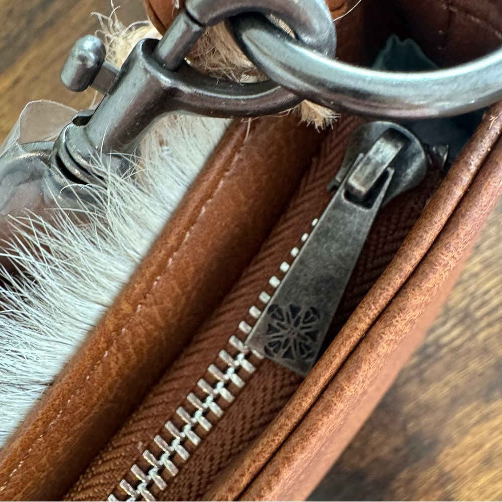 CatchFly Hair on Hide Western Shoulder Bag-Cowhide Leather Clutch NWT - Picture 8 of 11